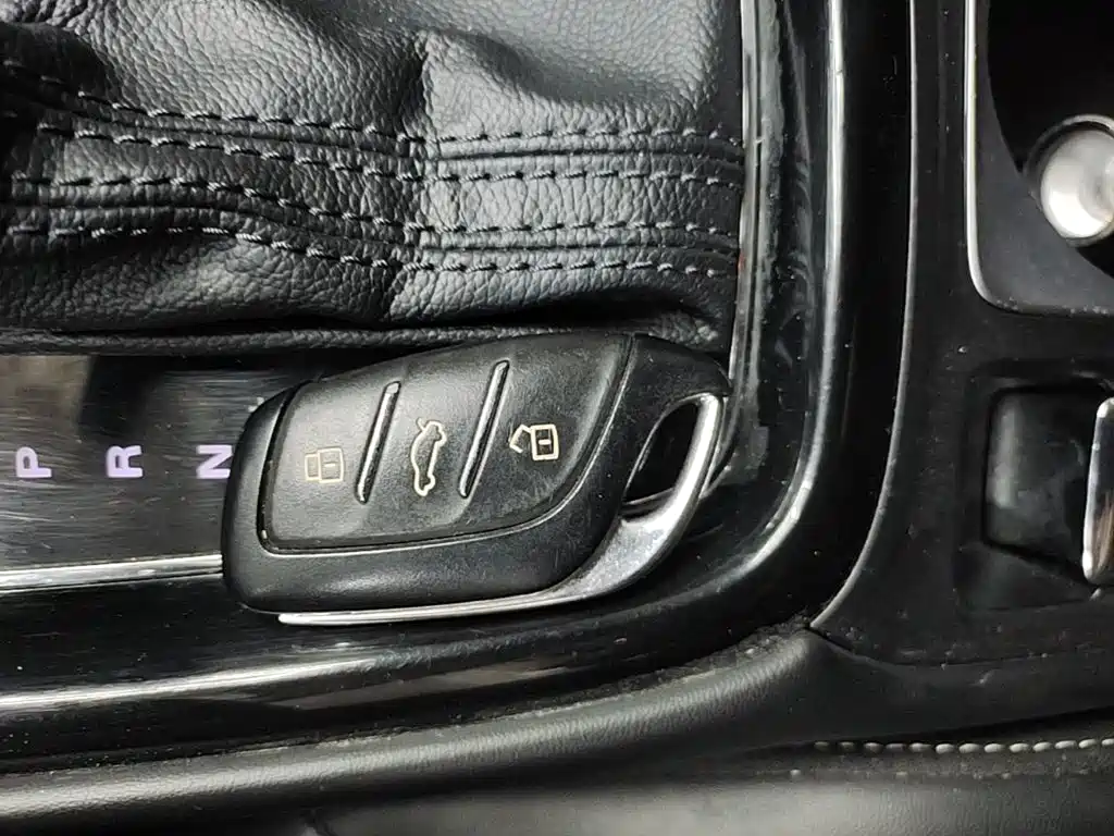 Roewe i5 — фото 9
