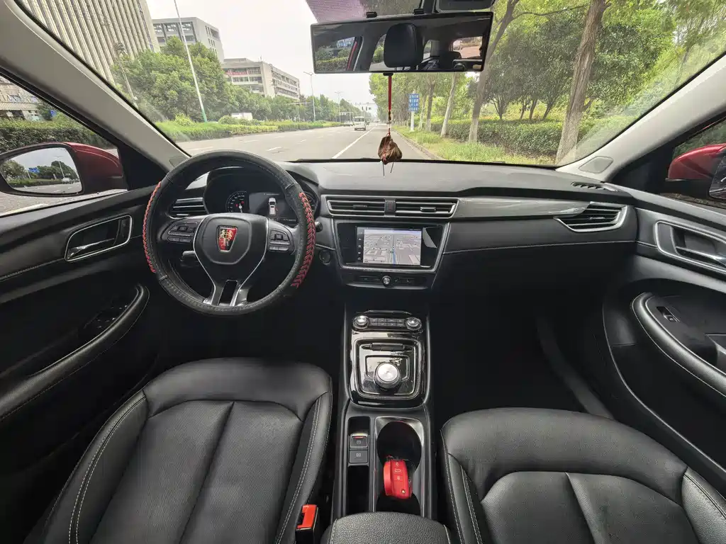 Roewe Ei5 — фото 4