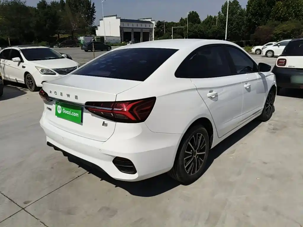 Roewe i5 — фото 7