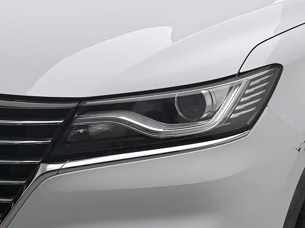 Roewe RX5 — фото 7