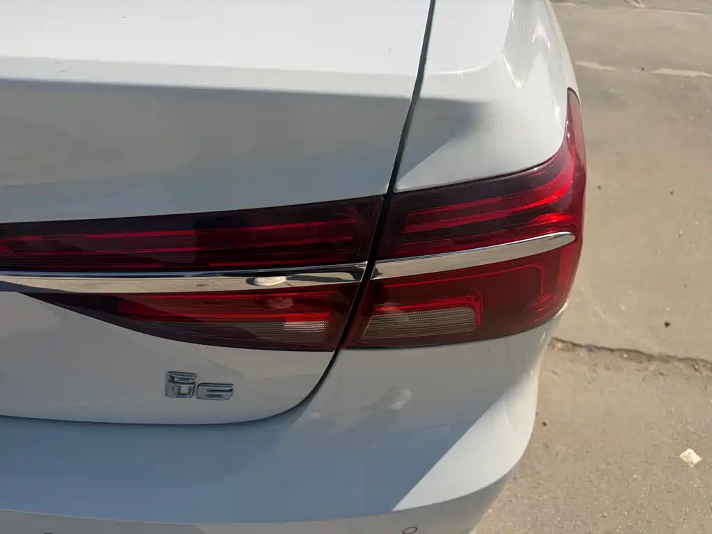 Roewe i6 Classic — фото 14