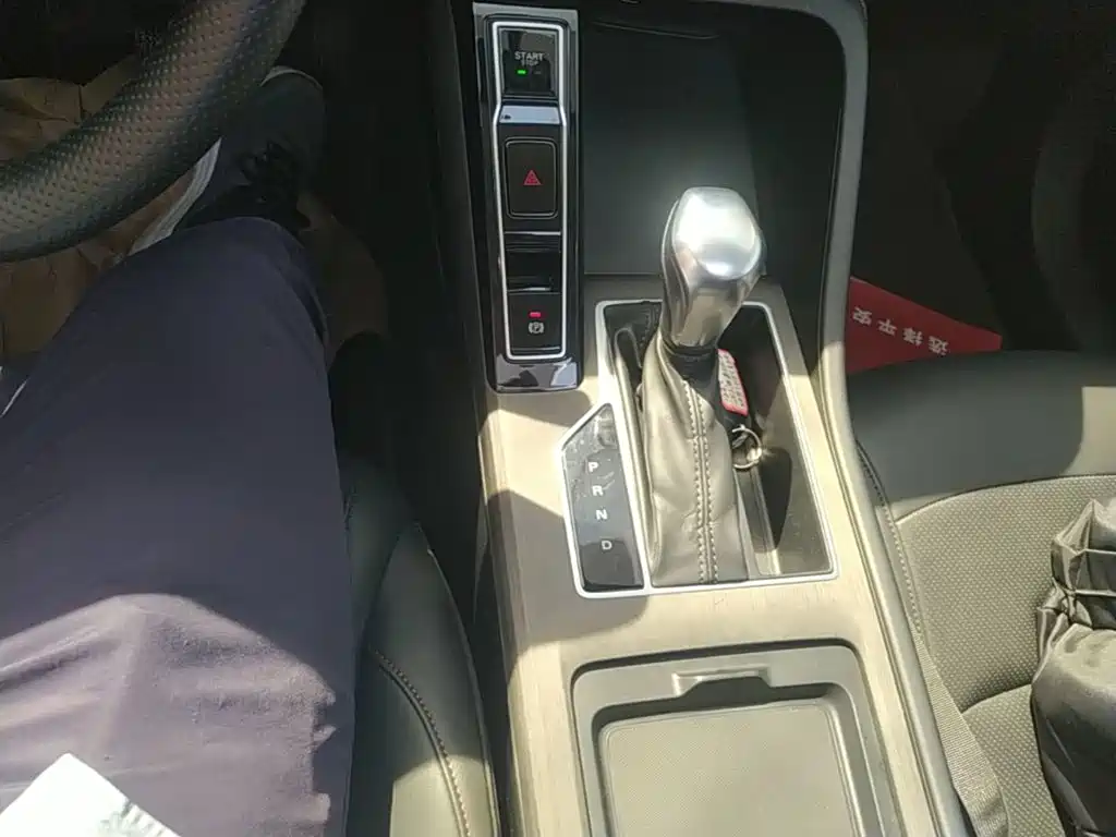 Roewe i5 — фото 14