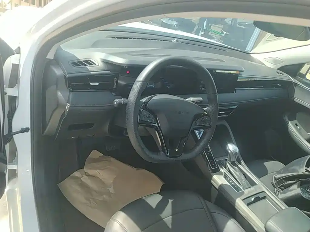 Roewe i5 — фото 10