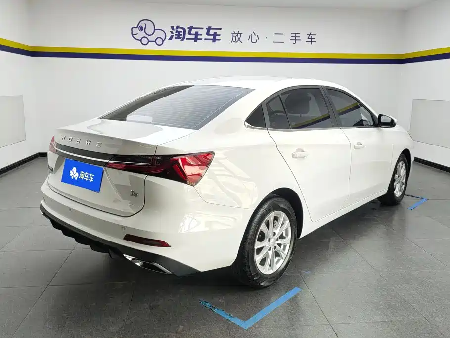 Roewe i5 — фото 3