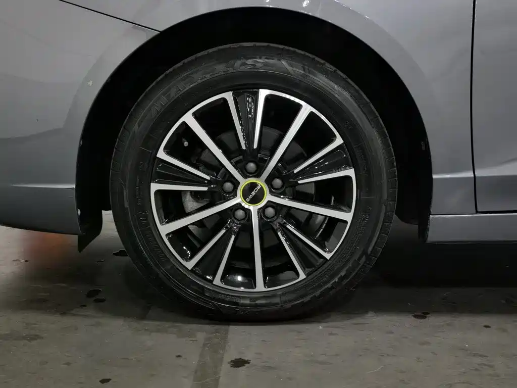 Roewe i5 — фото 17