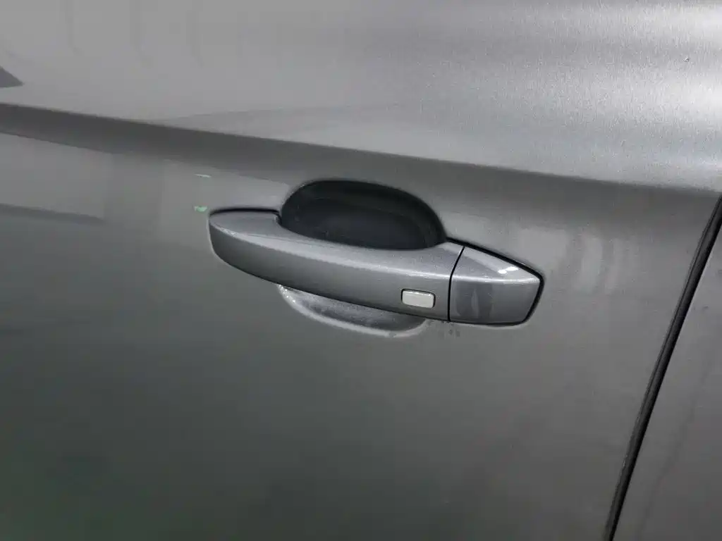 Roewe i5 — фото 18