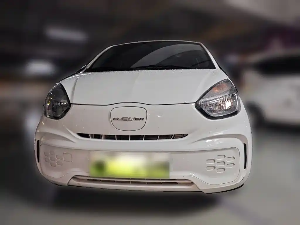 Roewe Clever — фото 2