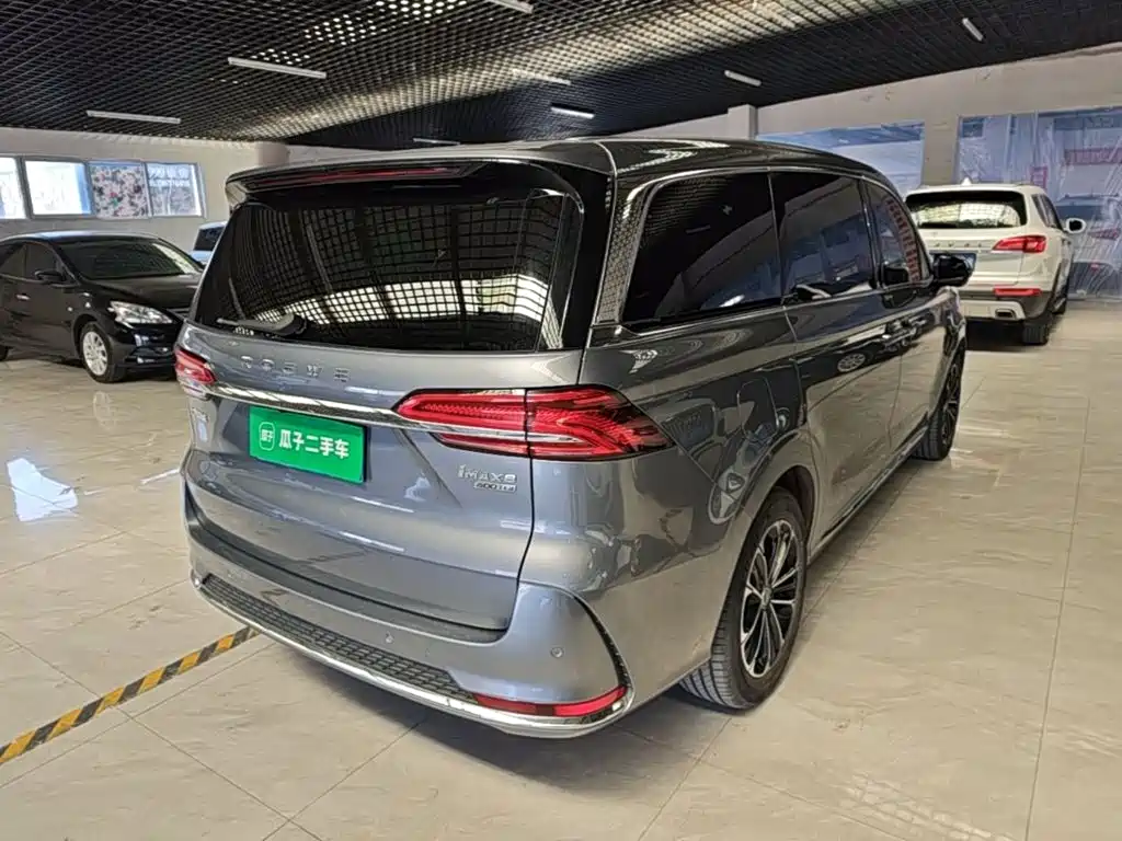 Roewe iMAX8 — фото 7
