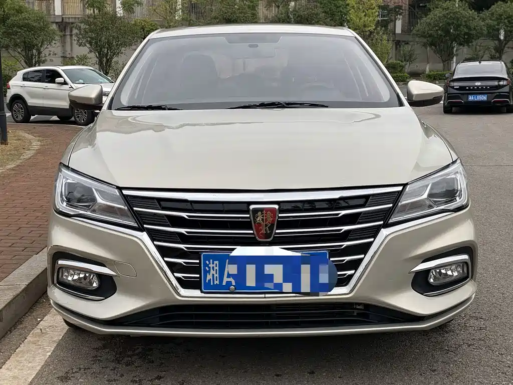 Roewe i5 — фото 2