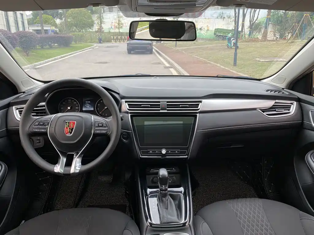 Roewe i5 — фото 15