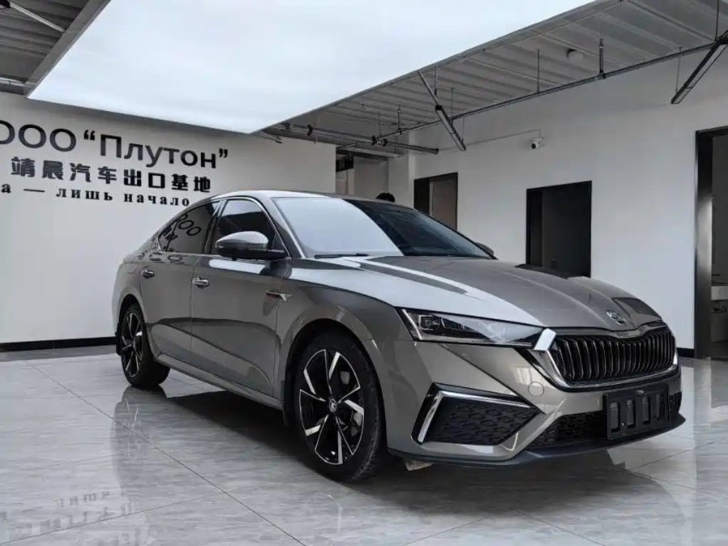 Skoda Octavia — фото 3