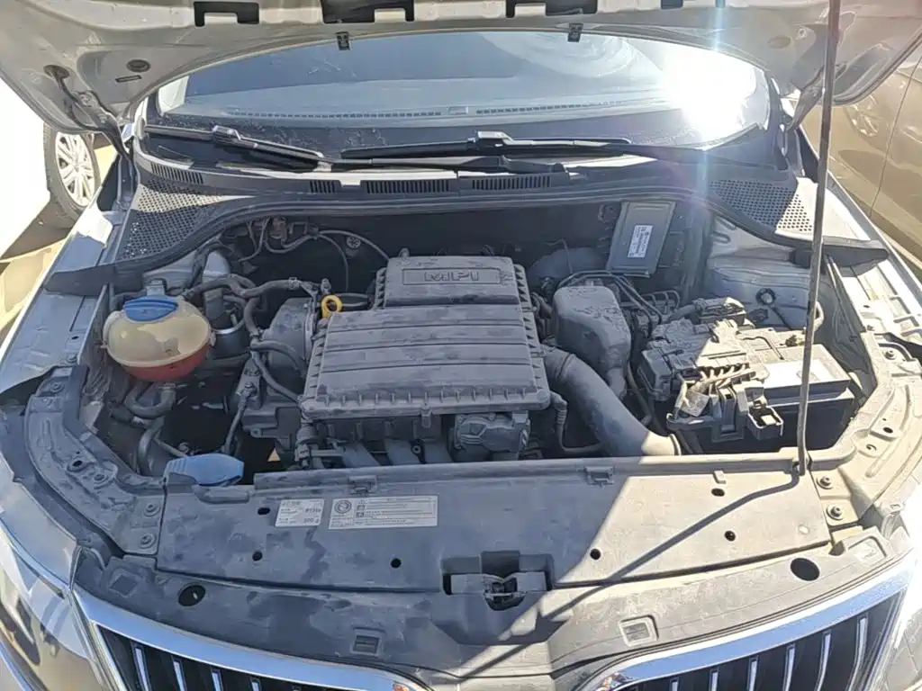 Skoda Rapid — фото 20