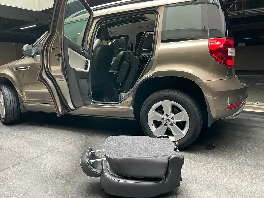 Skoda Yeti — фото 11