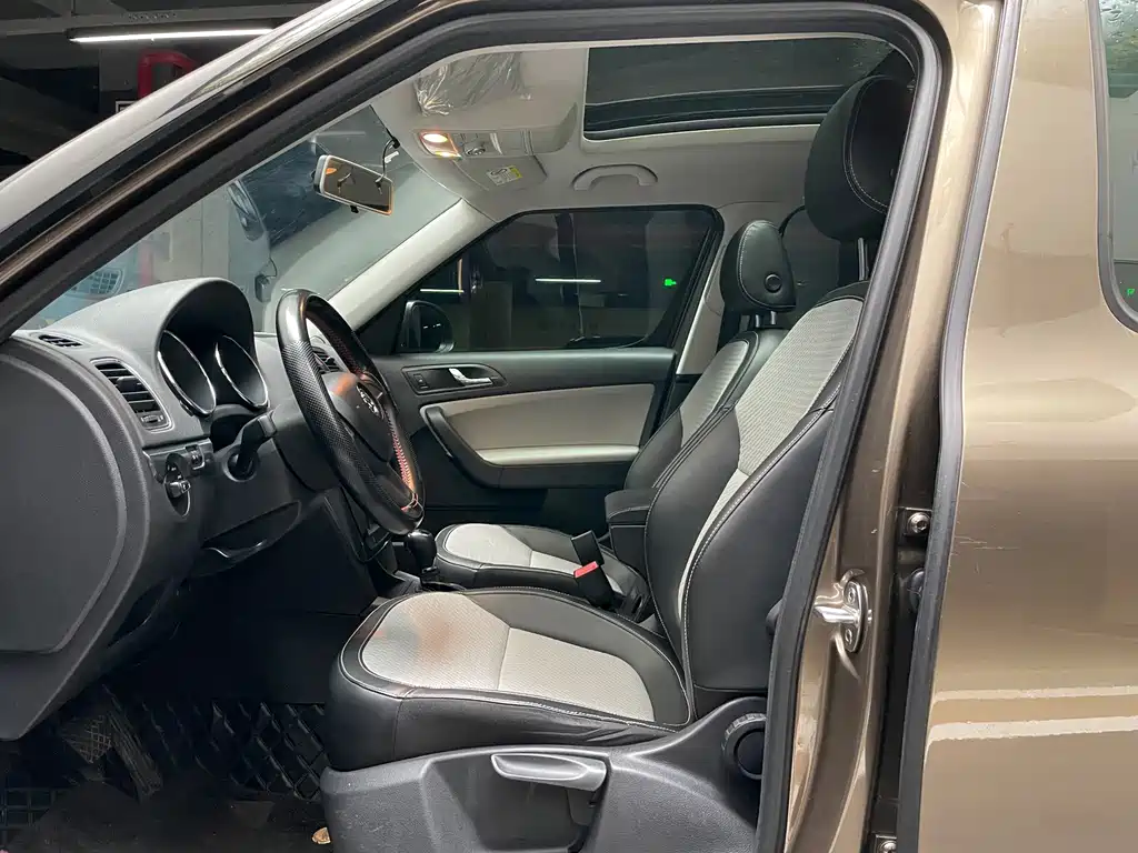 Skoda Yeti — фото 16
