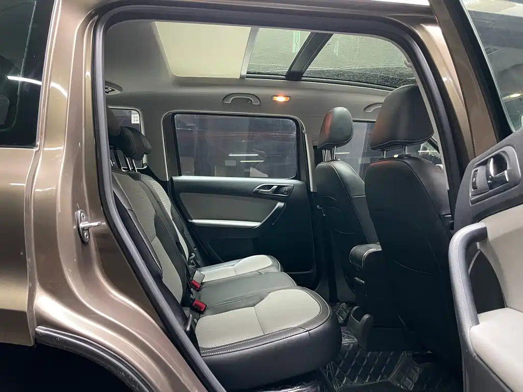 Skoda Yeti — фото 19