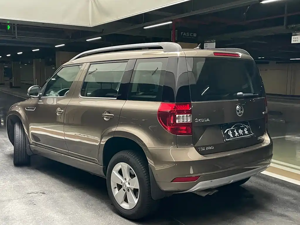 Skoda Yeti — фото 6