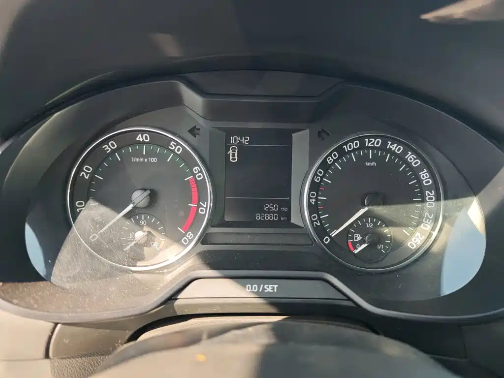 Skoda Octavia — фото 11