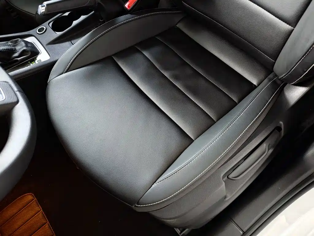 Skoda Octavia — фото 19