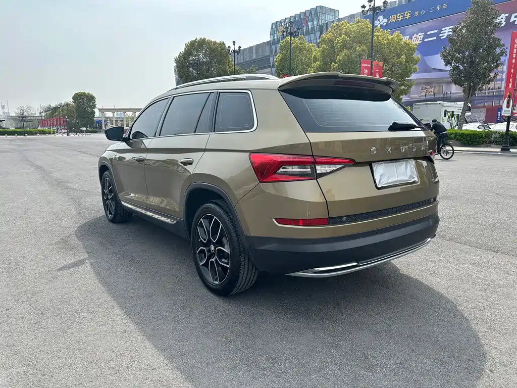 Skoda Kodiaq — фото 13
