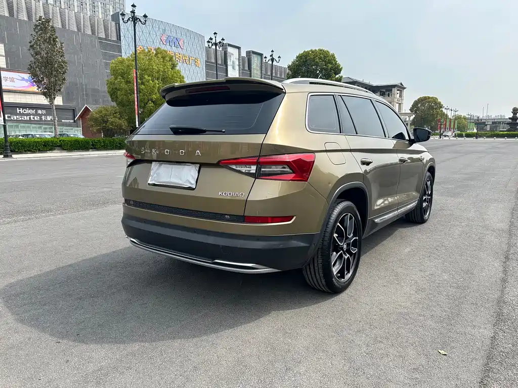 Skoda Kodiaq — фото 15