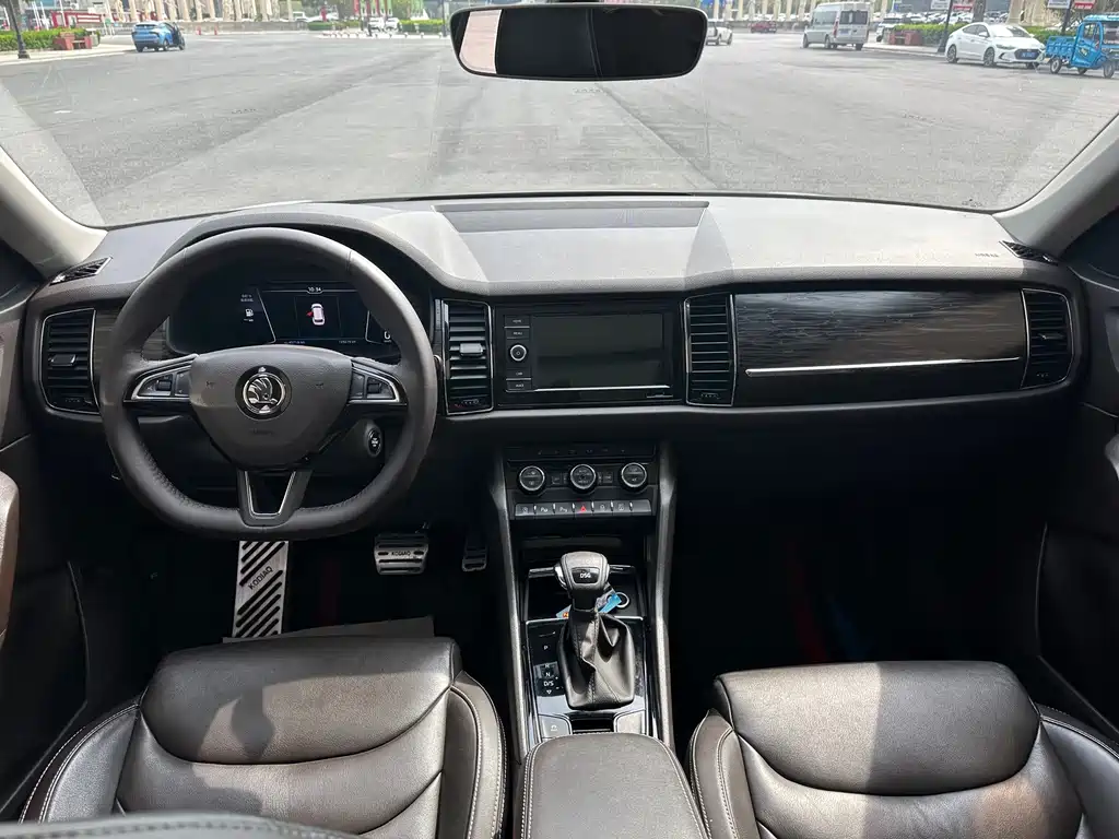 Skoda Kodiaq — фото 6
