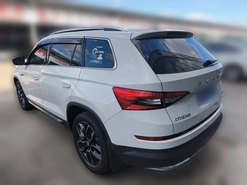 Skoda Kodiaq — фото 7
