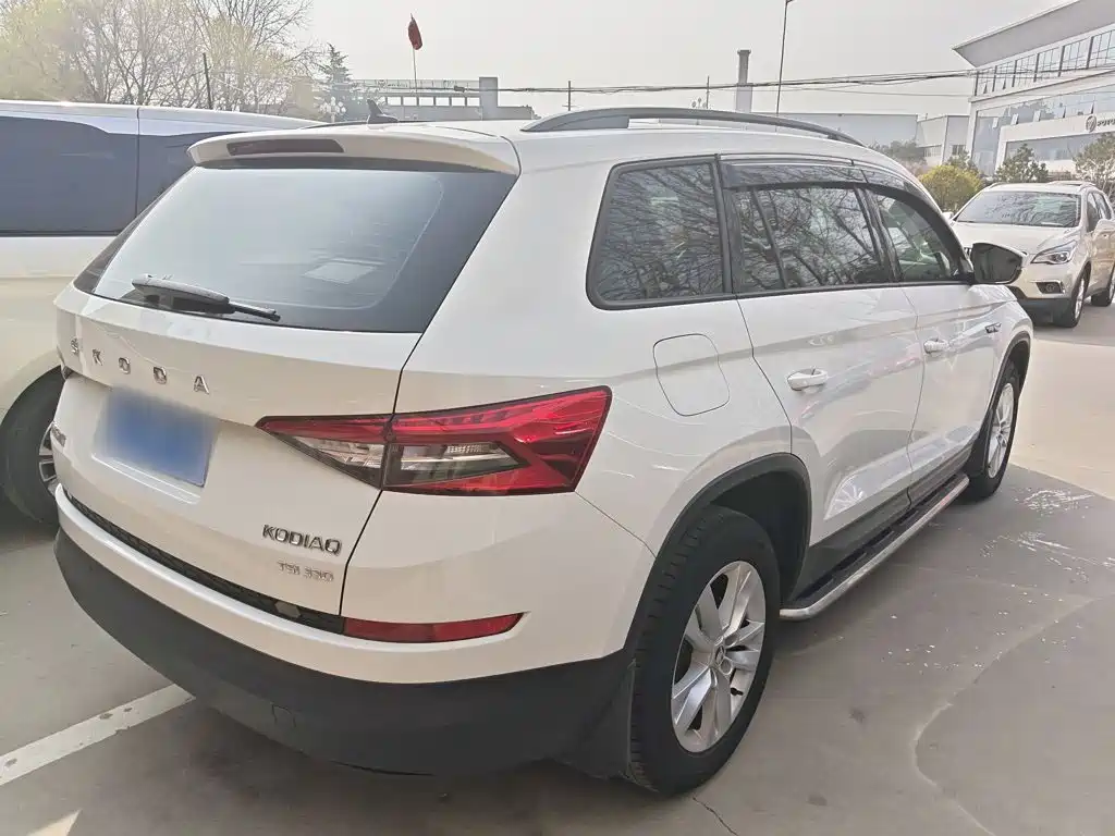 Skoda Kodiaq — фото 5