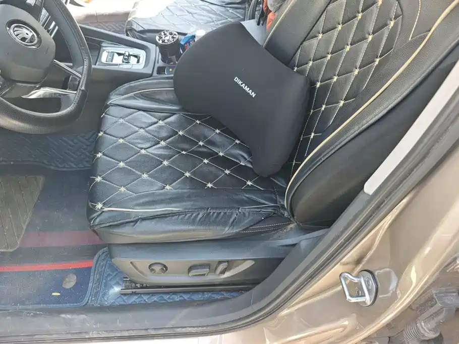 Skoda Octavia — фото 9