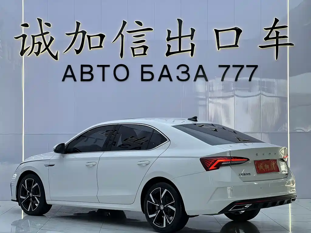 Skoda Octavia — фото 6