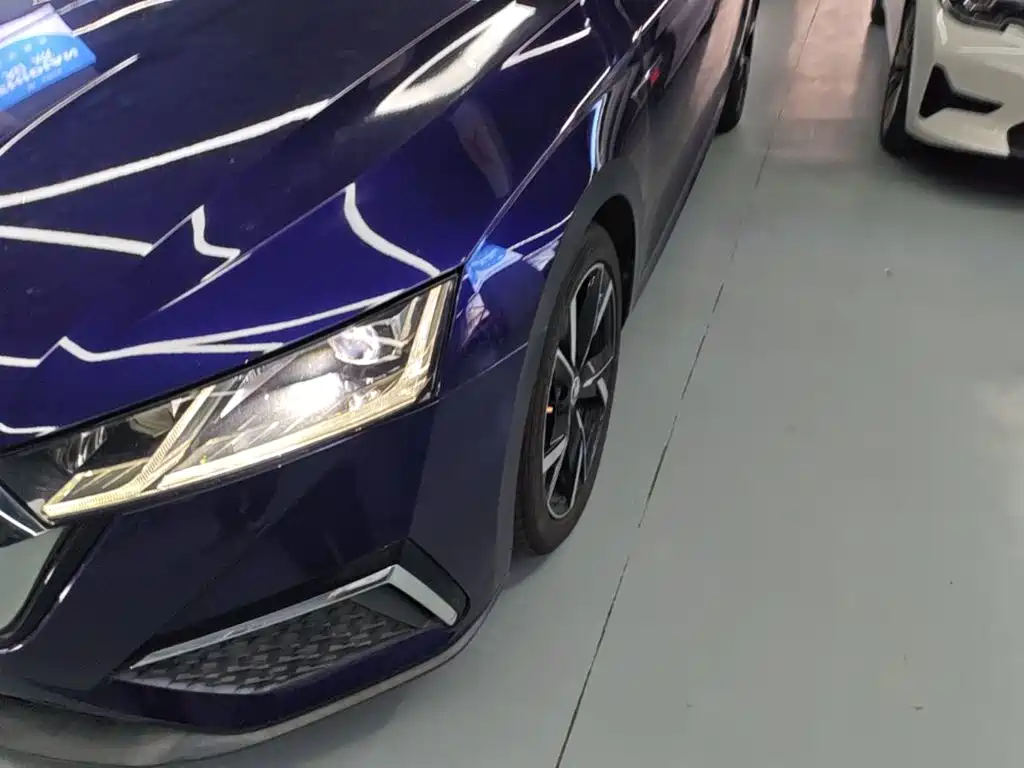 Skoda Octavia — фото 24