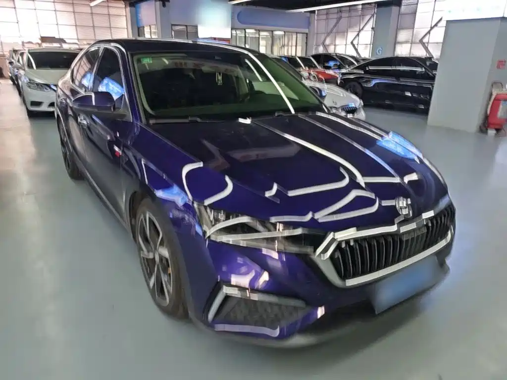 Skoda Octavia — фото 4