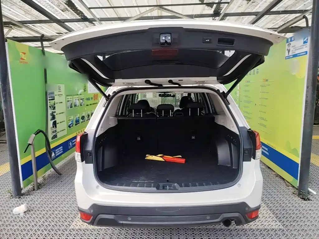 Subaru Forester — фото 15