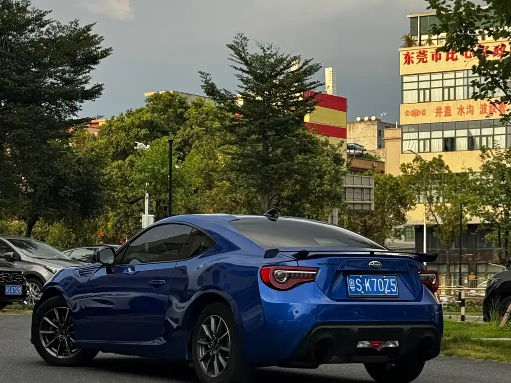 Subaru BRZ — фото 2