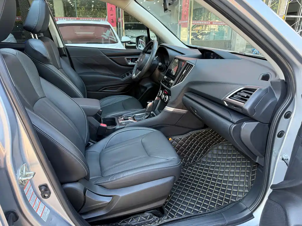 Subaru Forester — фото 17