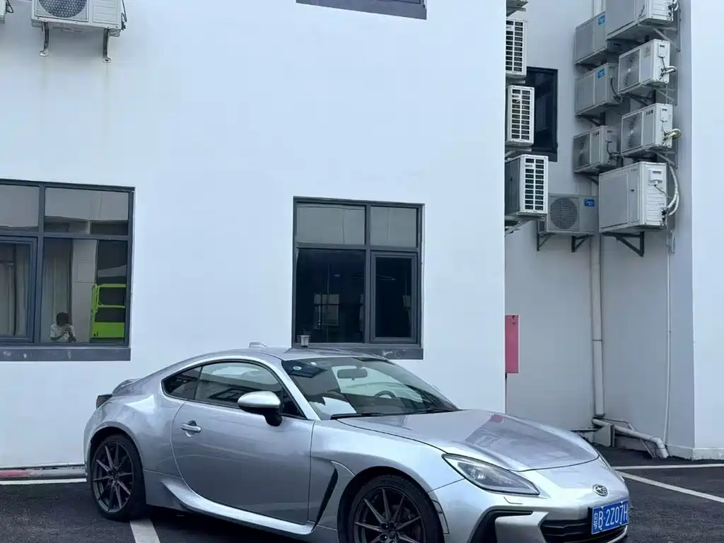 Subaru BRZ — фото 2