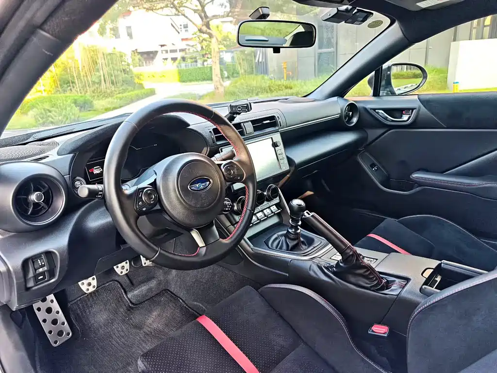 Subaru BRZ — фото 10