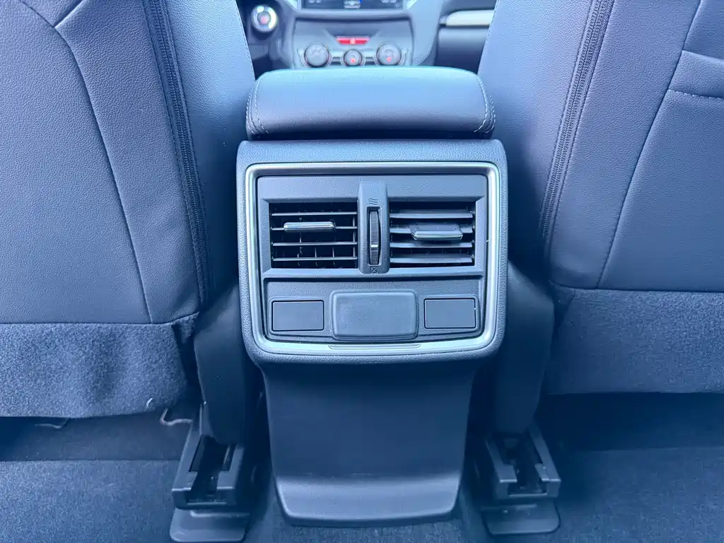 Subaru Forester — фото 17