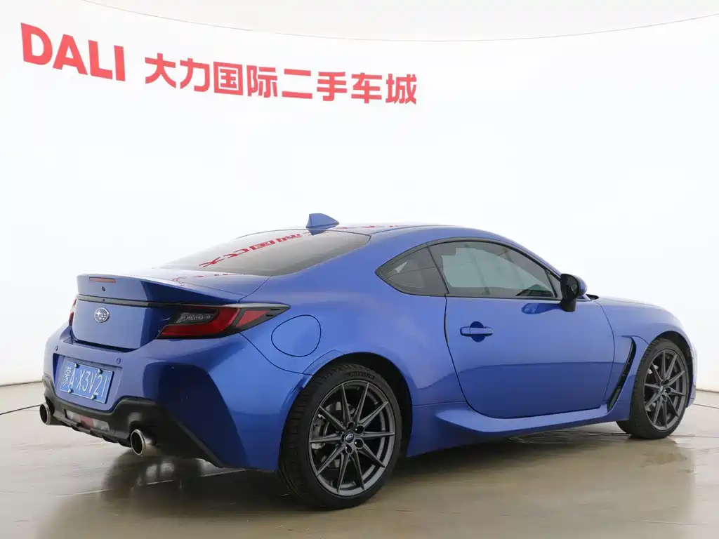 Subaru BRZ — фото 4