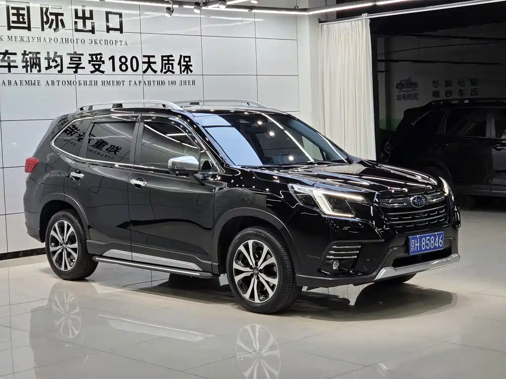 Subaru Forester — фото 3
