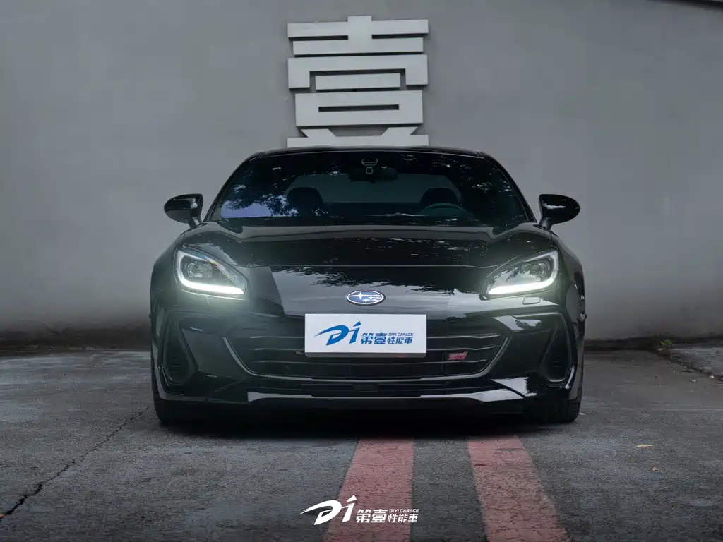 Subaru BRZ — фото 2