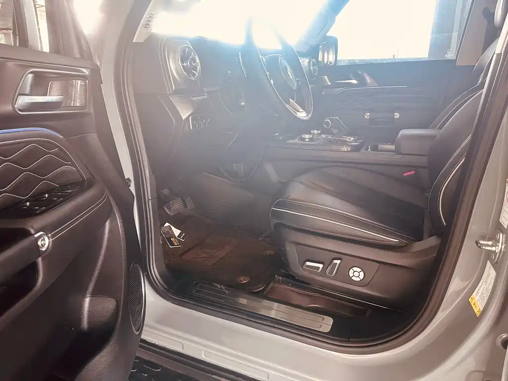 Tank Tank 300 — фото 7