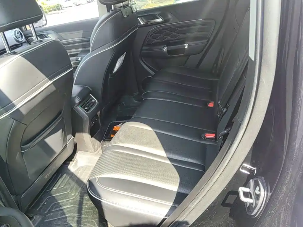 Tank Tank 300 — фото 17