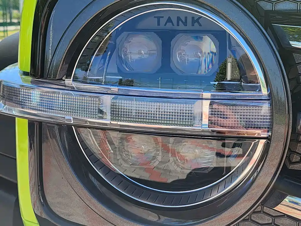Tank Tank 300 — фото 15