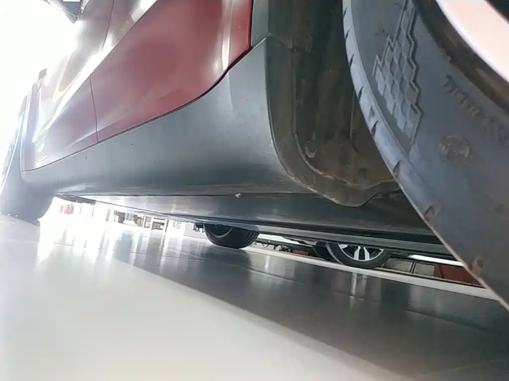 Tesla Model Y — фото 22