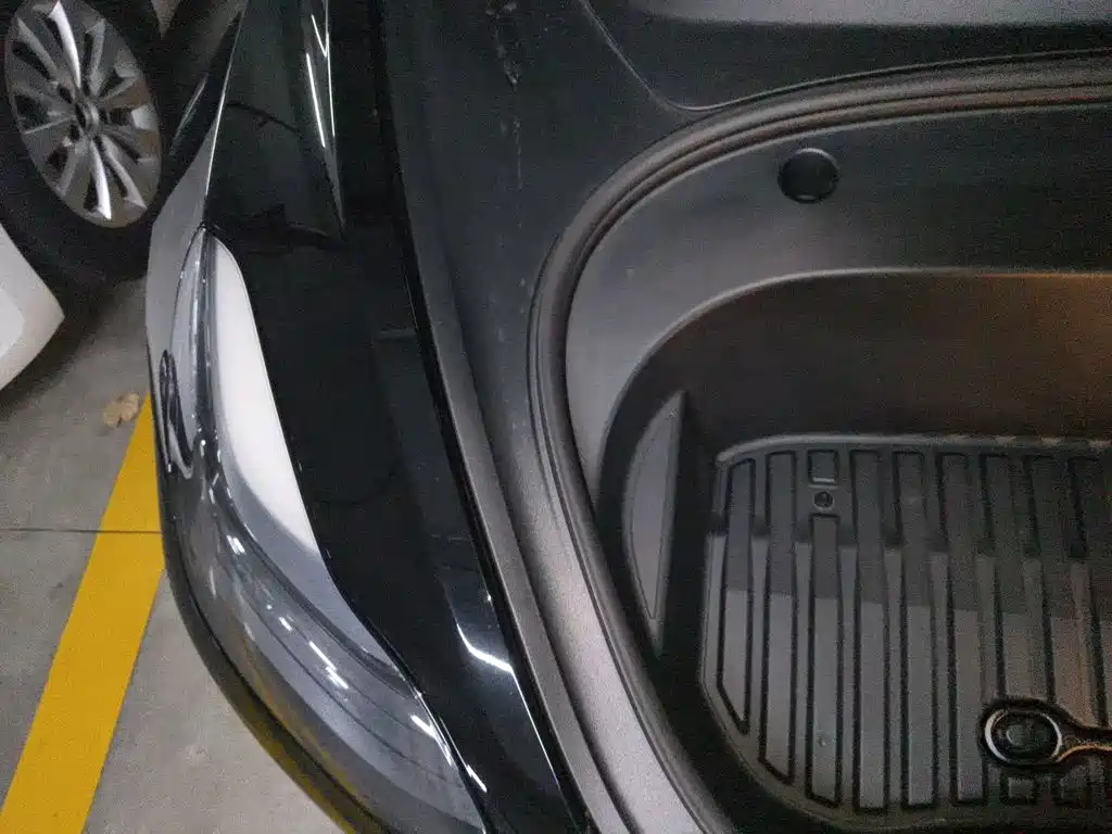 Tesla Model 3 — фото 21