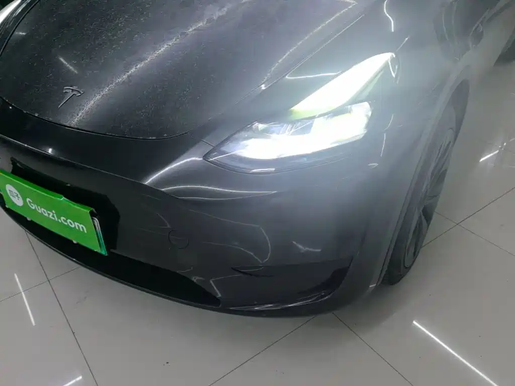 Tesla Model Y — фото 24