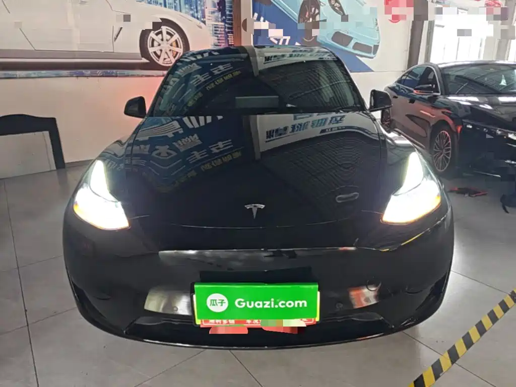 Tesla Model Y — фото 3