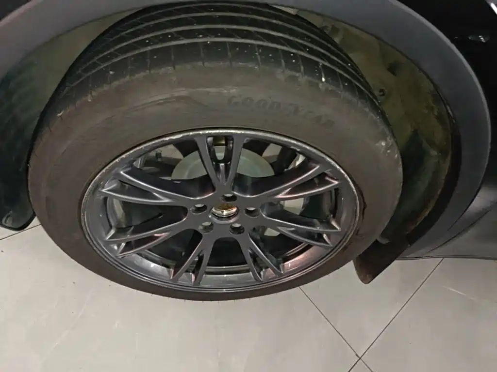 Tesla Model Y — фото 23