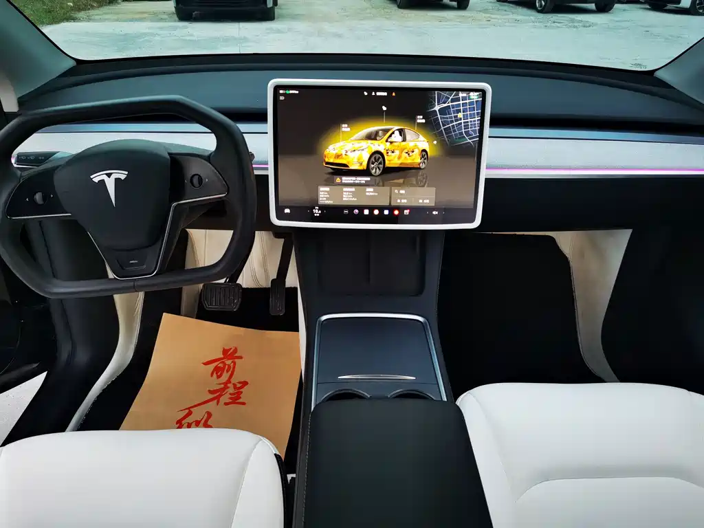 Tesla Model Y — фото 7