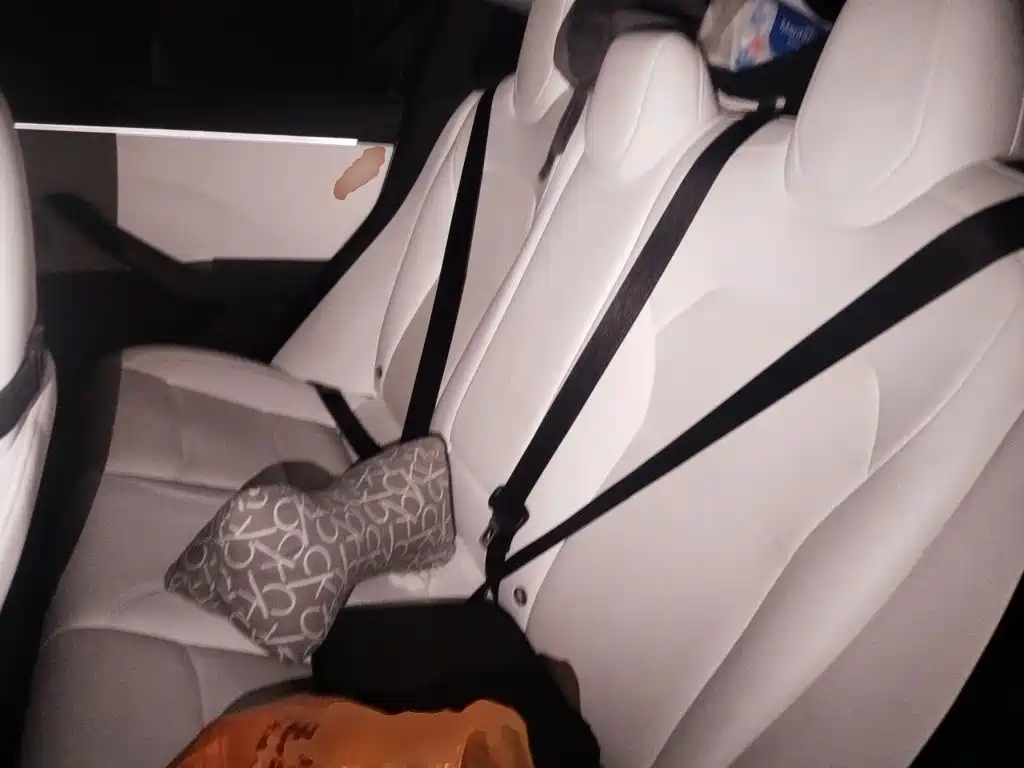 Tesla Model 3 — фото 13